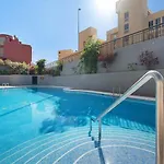 Atlantida شقة كانديلاريا
